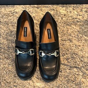Nine West Black Leather Loafers with Gold Horsebit